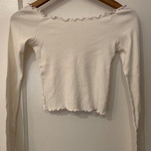 Brandy Melville off shoulder long sleeve crop top